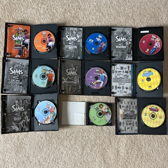 Sims 2 Expansion Pack Bundle - Picture 2 of 2